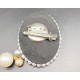 Дамска кръгла брошка с картина на жена и елементи от перли и кристали E01-1 4
