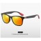 Унисекс слънчеви очила с класически дизайн 8