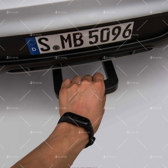 Двуместен акумулаторен джип Mercedes 4х4, 12V с дистанционно и MP4 видеодисплей
