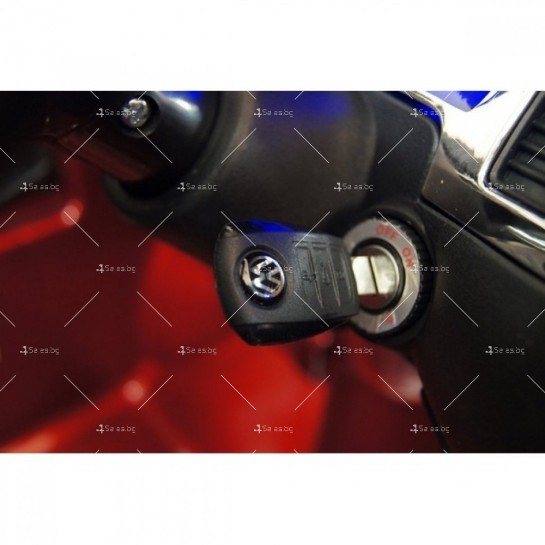 Детскски акумулаторен джип Volkswagen Touareg с MP4 тъч скрийн екран, 12V