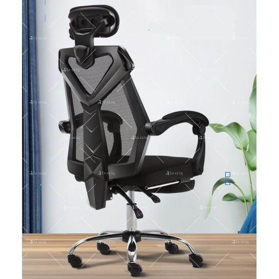 Офис стол с регулираща се седалка, облегалка с мрежа и подложка за крака CHAIR6