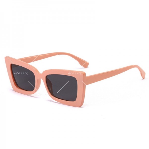 Елегантни, дамски слънчеви очила, с правоъгълна форма и издължени ръбове YJ55 4