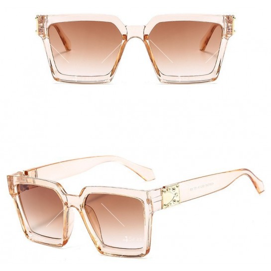 Дамски слънчеви очила, с квадратна форма на стъклата и издължени ръбове YJ57