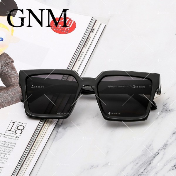 Дамски слънчеви очила, с квадратна форма на стъклата и издължени ръбове YJ57 4