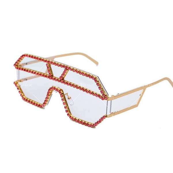Елегантни дамски слънчеви очила със стъкла петоъгълници и кристали YJ61 10