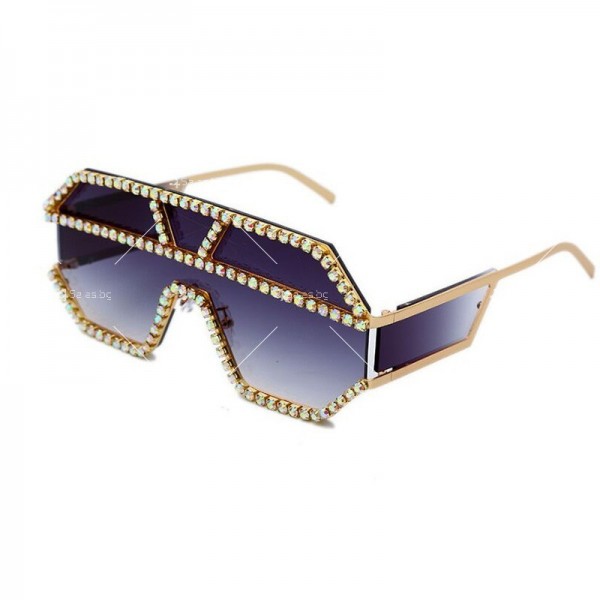 Елегантни дамски слънчеви очила със стъкла петоъгълници и кристали YJ61 12