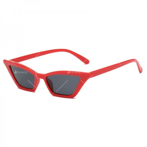 Дамски слънчеви очила във формата на  издължено котешко око с тънка рамка YJ67 2
