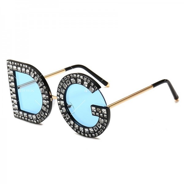 Модни слънчеви дамски очила с форма на стъклата D&G YJ78 4