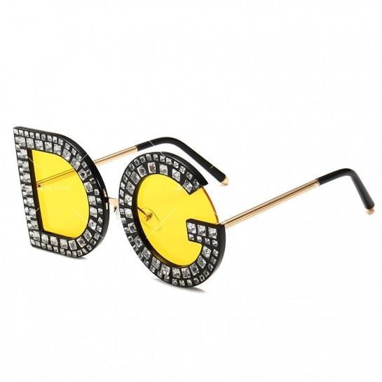 Модни слънчеви дамски очила с форма на стъклата D&G YJ78