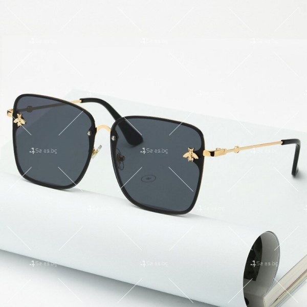 Дамски слънчеви очила с метална рамка и квадратни стъкла 1