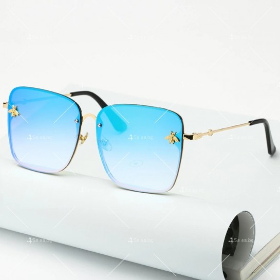 Дамски слънчеви очила с метална рамка и квадратни стъкла