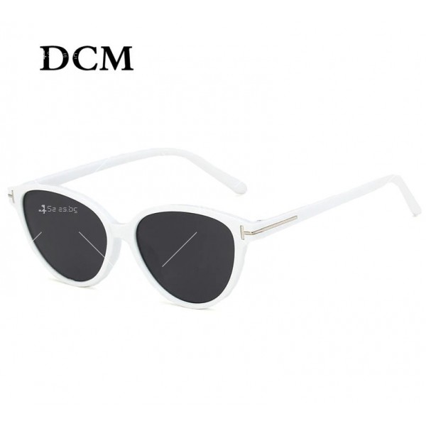 Малки дамски слънчеви очила тип Cateye DCM 7698 7