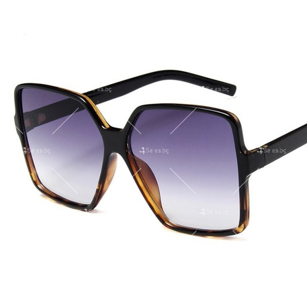 Ретро дамски слънчеви очила с лещи във формата на буквата D - DCM 2