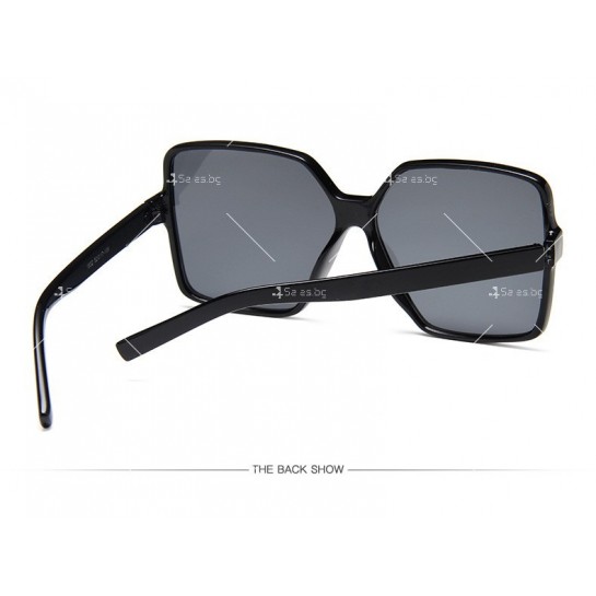 Ретро дамски слънчеви очила с лещи във формата на буквата D - DCM
