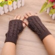Дамски плетени вълнени ръкавици без пръсти DM4 8