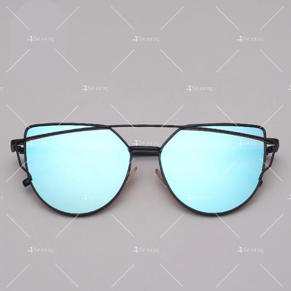 Дамски слънчеви очила с метална рамка и огледални стъкла 4