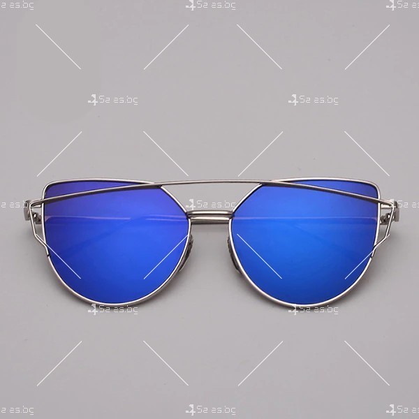 Дамски слънчеви очила с метална рамка и огледални стъкла 5