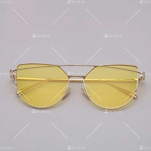 Дамски слънчеви очила с метална рамка и огледални стъкла 22