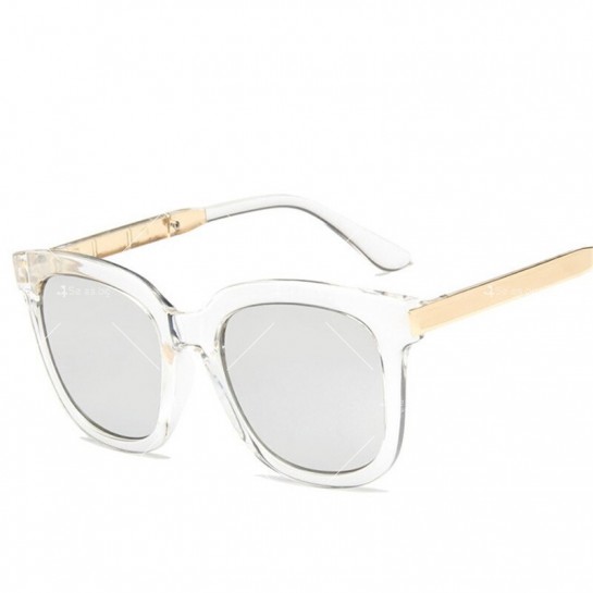 Дамски слънчеви очила с огледални стъкла тип котешки очи