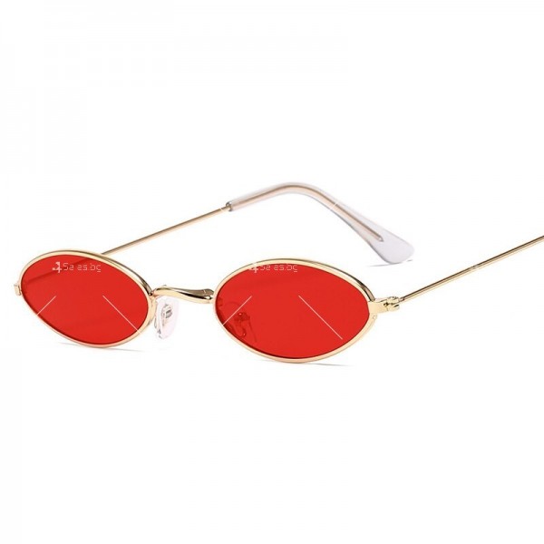 Малки дамски слънчеви очила с овални стъкла и метална рамка 4