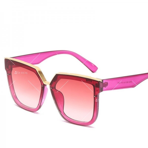 Елегантни и стилни дамски слънчеви очила в квадратна форма 7