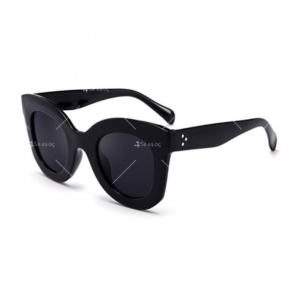 Дамски слънчеви очила с дебела рамка и заоблени стъкла 1