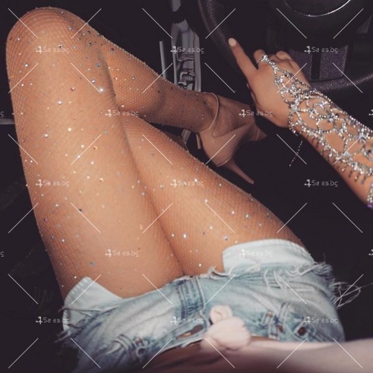 Дамски чорапогащник на малки ромбчета с диамантени камъчета NY24