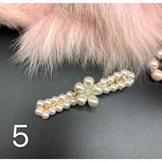 Фиби за коса с 3D перли, златиста щипка - F63