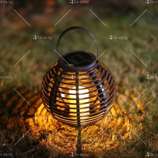Соларна лампа, тип декоративен огън с LED светлина и светлинен сензор