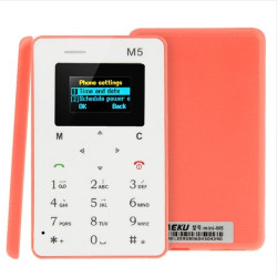 AEKU M5 ултра тънък мобилен телефон с цветен дисплей 4