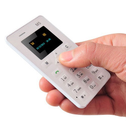 AEKU M5 ултра тънък мобилен телефон с цветен дисплей 10