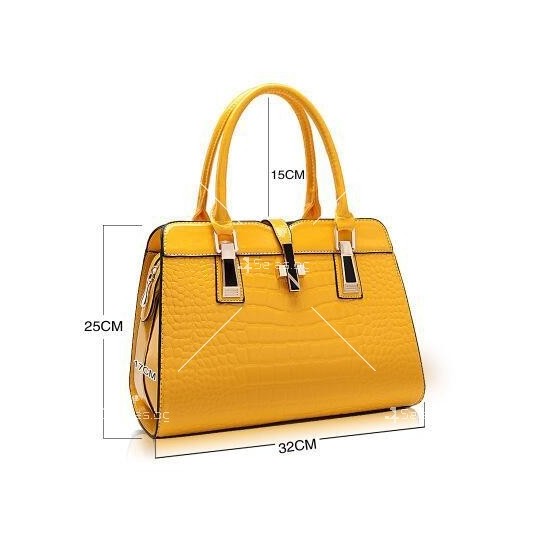 Луксозна лачена дамска чанта, имитираща крокодилски десен BAG43