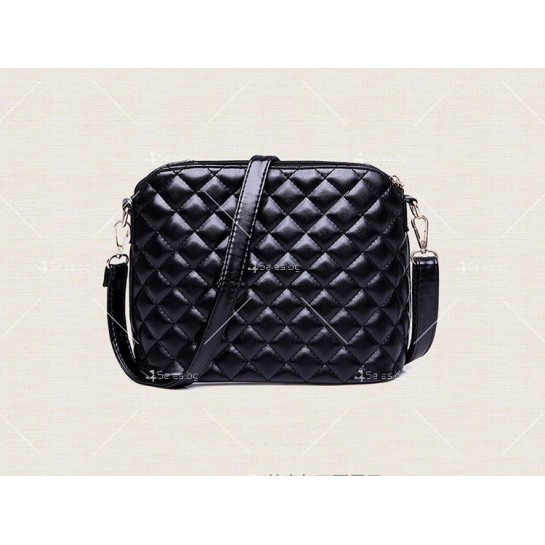 Комплект от 2 бр. дамски чанти в различен размер и 3 бр. портмонета  BAG69