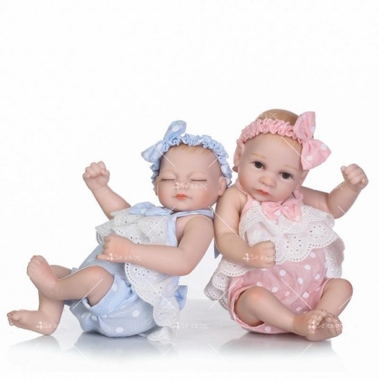 Пластмасова бебешка кукла с аксесоари - WJ92