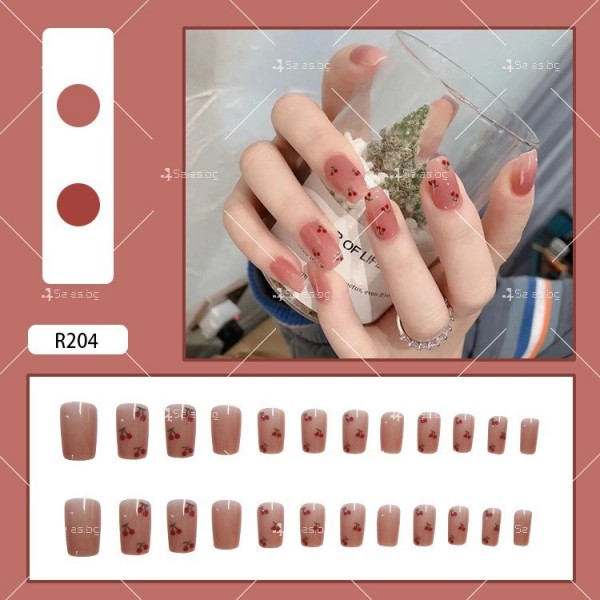 Комплект от изкуствени нокти в няколко модела - ZJY167