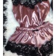 Елегантна дамска пижама – топ, къси панталонки и сатениран аксесоар NY61 3