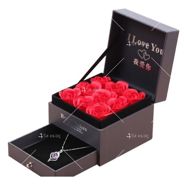 Подаръчна кутия с рози и бижу HZS477 9
