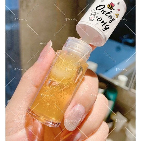 Подхранващ гланц за устни с мед HZS532