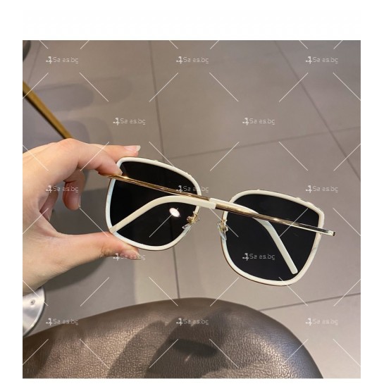 Дамски слънчеви очила с форма котешко око