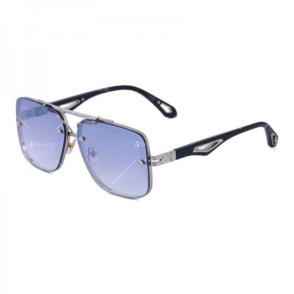 Елегантни слънчеви очила с калъф 5