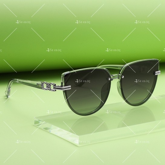 Очила със защита от вредни слънчеви лъчи