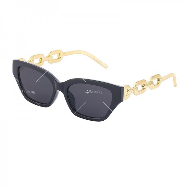 Дамски слънчеви очила тип котешко око с ефектни златни дръжки 12
