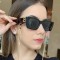 Ретро квадратни дамски слънчеви очила с декорация “B” на дръжките 3