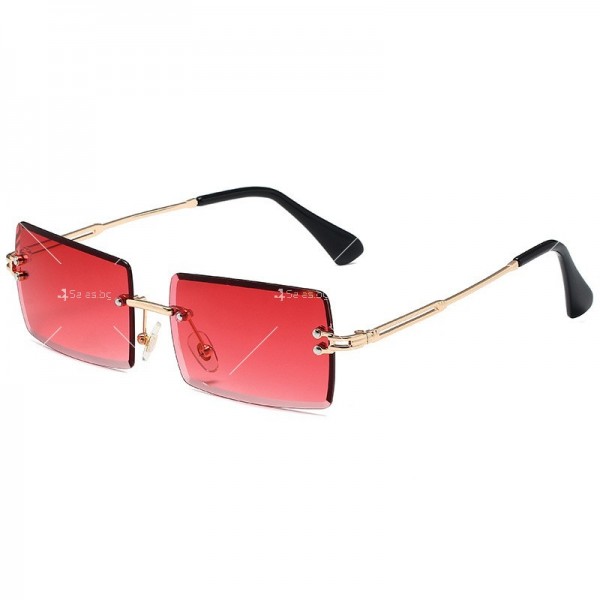 Дамски ефектни слънчеви очила с правоъгълни форми на стъклата 23