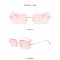 Дамски ефектни слънчеви очила с правоъгълни форми на стъклата 37