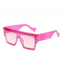 Дамски слънчеви очила с уголемени квадратни стъкла и дебели дръжки