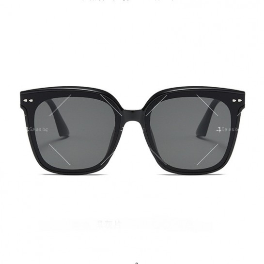 Дамски квадратни слънчеви очила с ретро дизайн