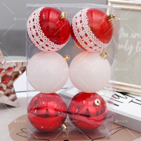 Коледна декорация, Червени и бели топки