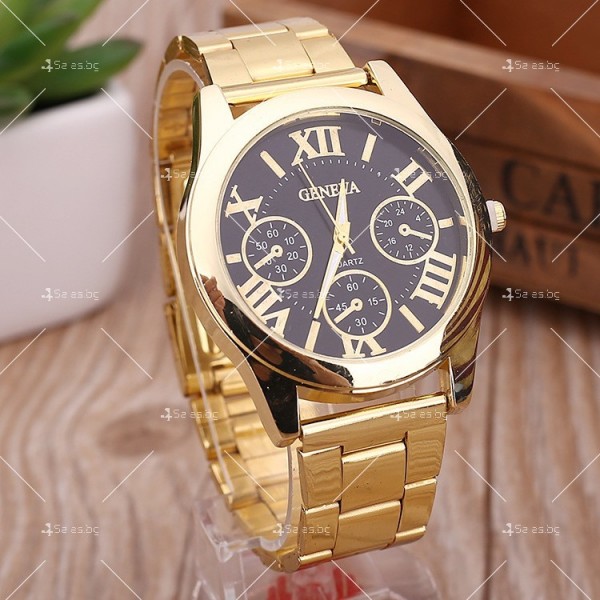 Дамски ръчен часовник с кръгъл циферблат в златен цвят WW31 4