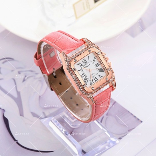 Дамски часовник с квадратен циферблат с камъни и кожена верижка WW33